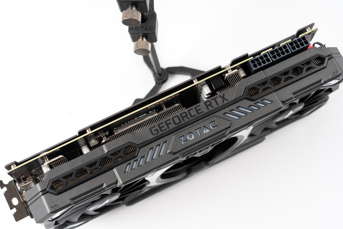 微星z690刀锋可以用1070ti吗,微星z690刀锋钛对比吹雪