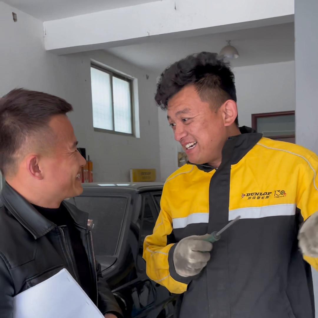 这个视频很长,需要大家耐心看,借助周星驰少林足球桥段...