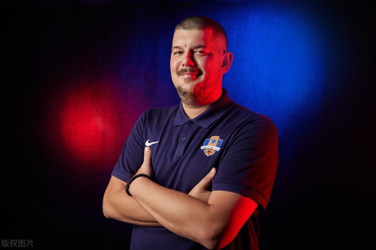 梅州客家足球俱乐部写真,梅州客家队海报