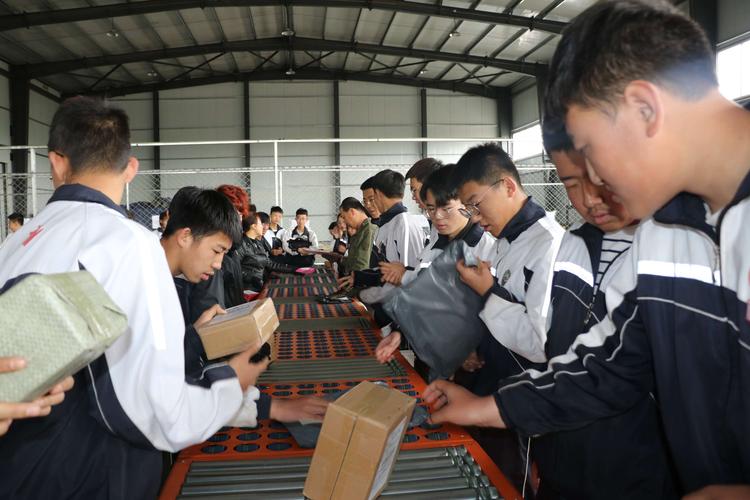 南京一学生中考成绩631分，最终被职高录取，学校回应：理性选择