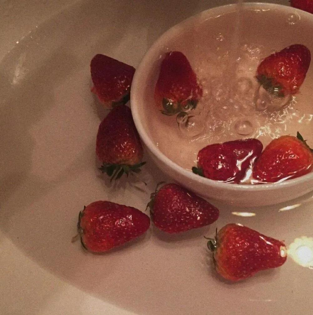 情人节对女朋友表达爱意的句子,抖音发女朋友文案吸引人的句子