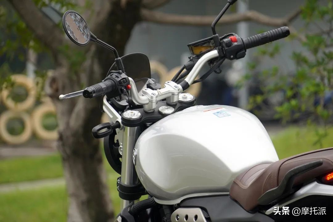 赛科龙re560和金吉拉450怎么选,赛科龙re560和无极525ac买哪个