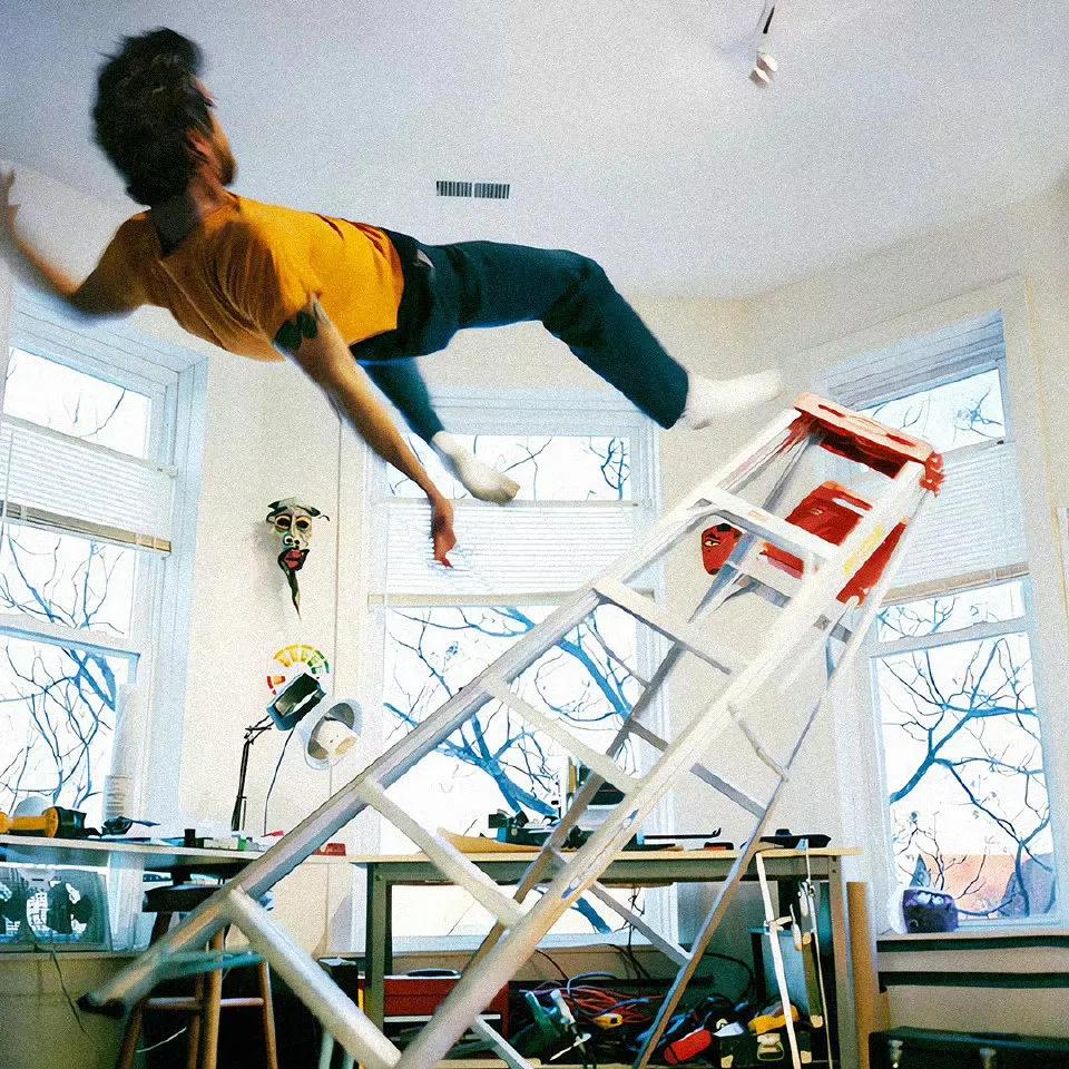 头像|这个天气挺尬的，不开空调又热，开的话还得去买一台