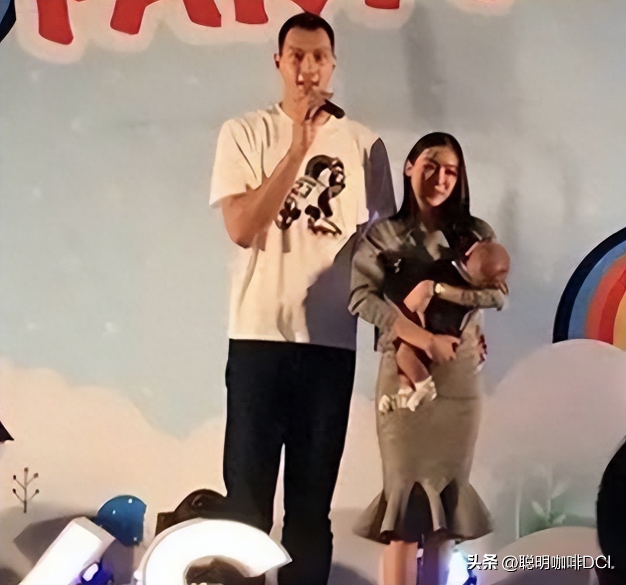 易建联娶了多少老婆,易建联娶巴西宝贝