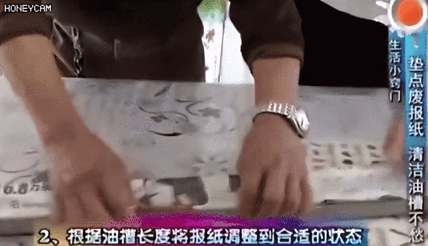 油烟机怎么选不脏的好点,油烟机的油腻怎么才能消除得快