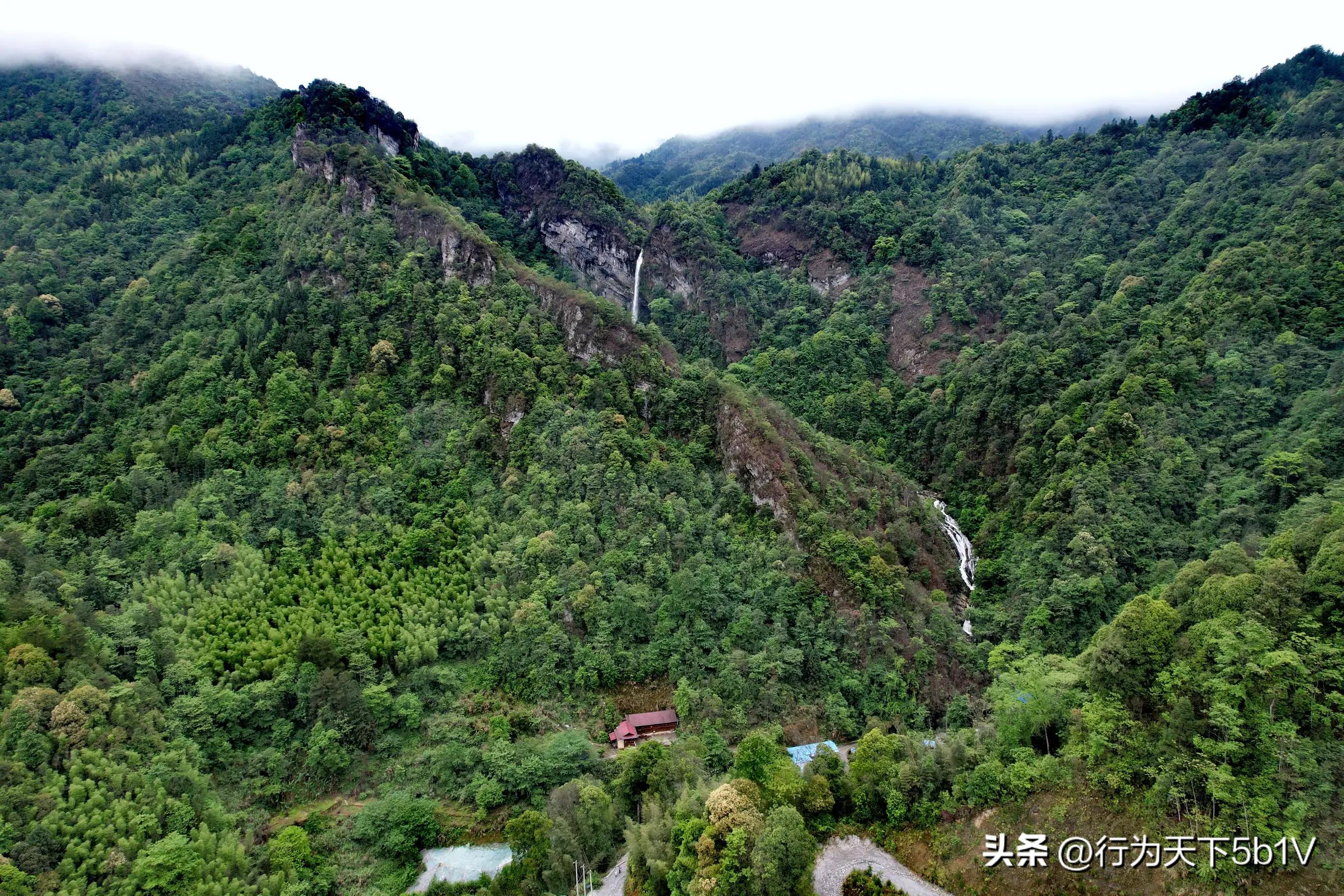 【探秘宛田红滩瀑布溯溪梦江吉翁瀑布】穿越花坪神秘风景线