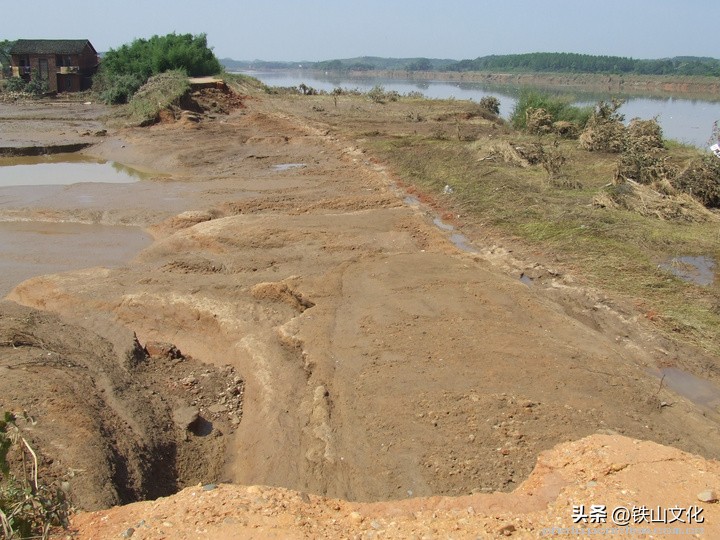 758洪水见证者自述,抗洪新闻人