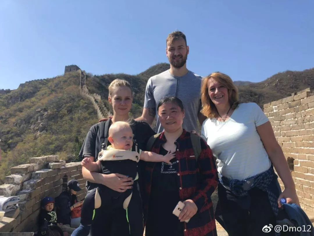 莫泰尤纳斯快攻,莫泰尤纳斯梦幻脚步nba