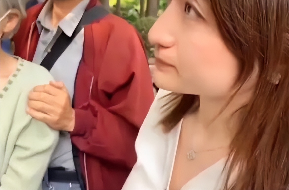 32岁女硕士相亲被怼哭完整,92女硕士相亲被怼