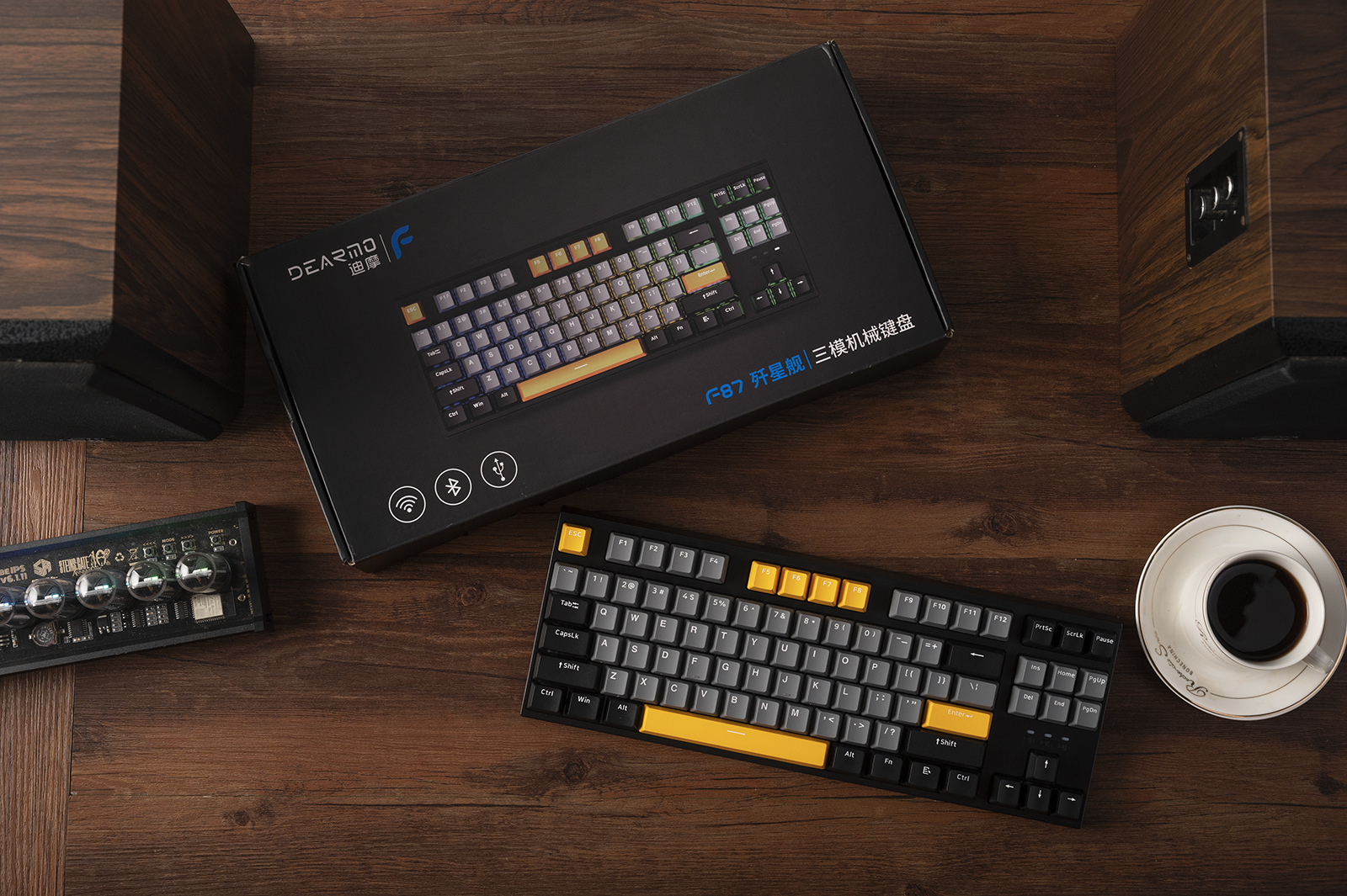 迪摩键盘f87茶轴,迪摩f87歼星舰手托