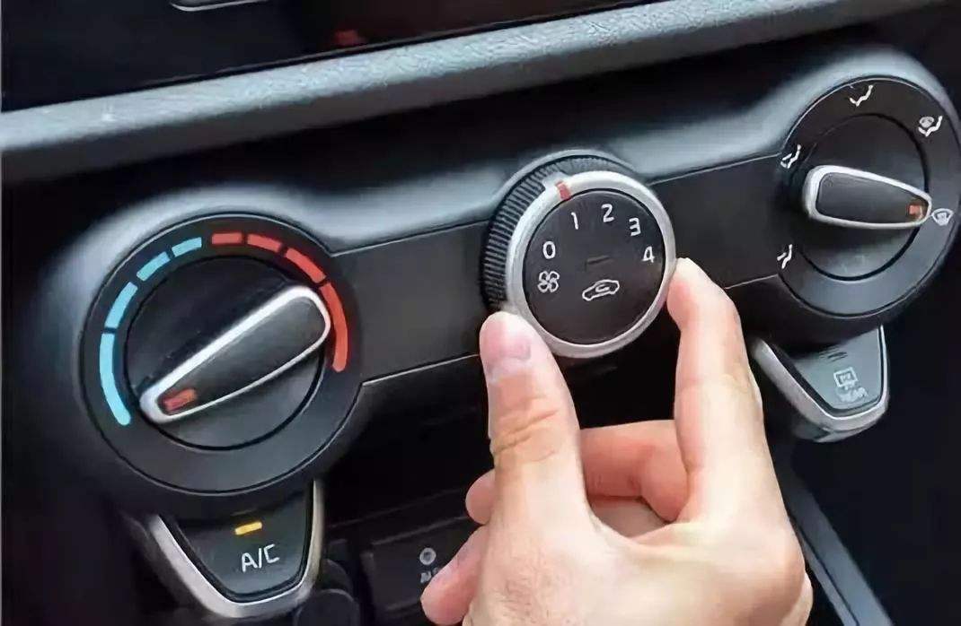 奔驰e300l空调暖气怎么操作,汽车开暖气需要启动发动机吗