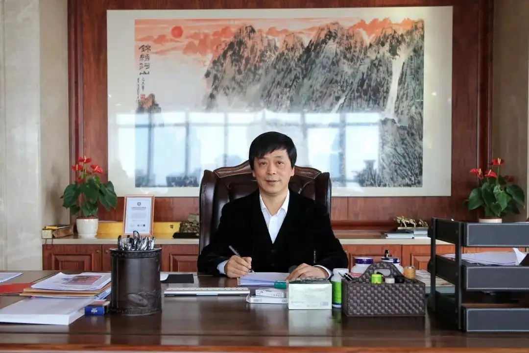 长春大黑马：27岁3千资本，37岁成为“中国第8富”，今年入655亿