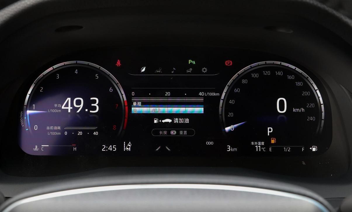 大众迈腾和凯美瑞2.5,大众迈腾330对比丰田凯美瑞2.0双擎