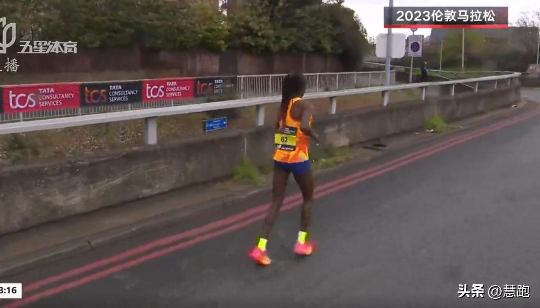 基普图姆和哈桑,基普图姆首马破纪录全世界的反应