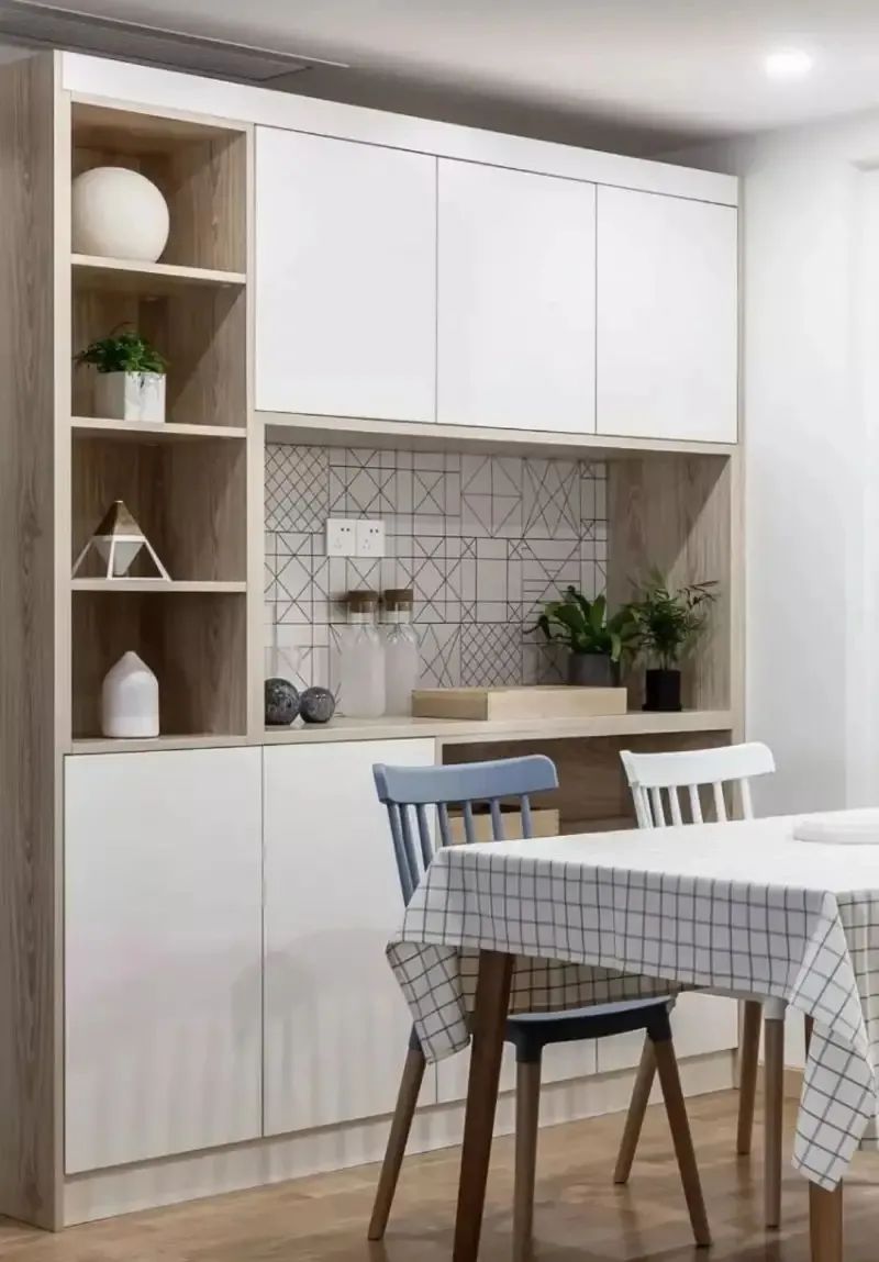 直饮机非要安装在餐边柜吗,餐边柜的饮水机非要搭配净水机吗