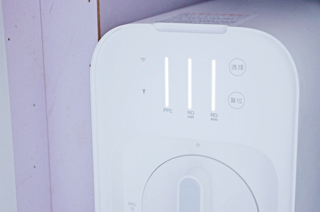 几千和上万的软水机有什么区别,水机优缺点