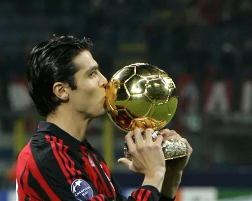 卡卡c罗梅西世界足球先生合影,卡卡梅西c罗最佳11人