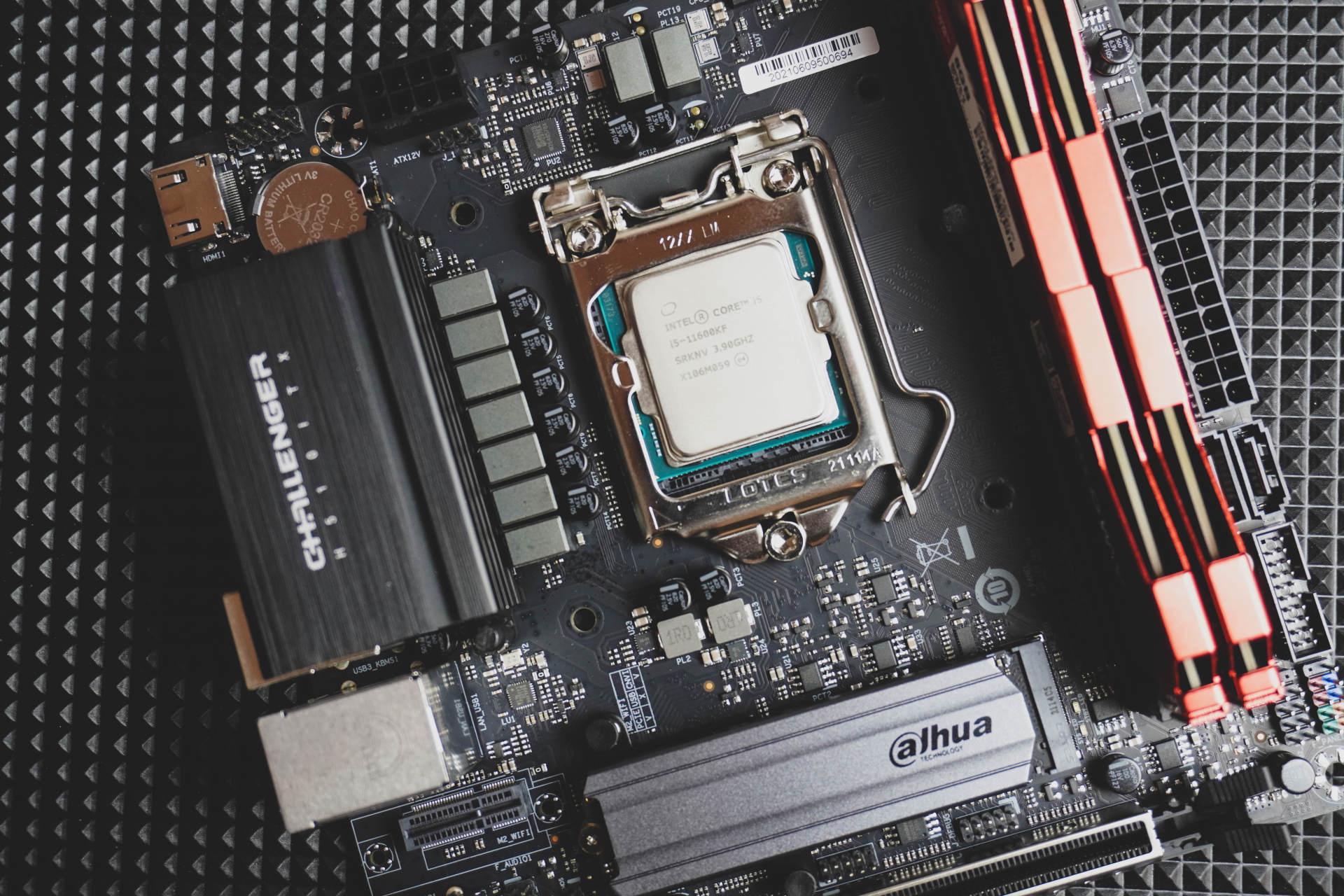 如何缩小主机机箱空间,机箱空间太小了咋办