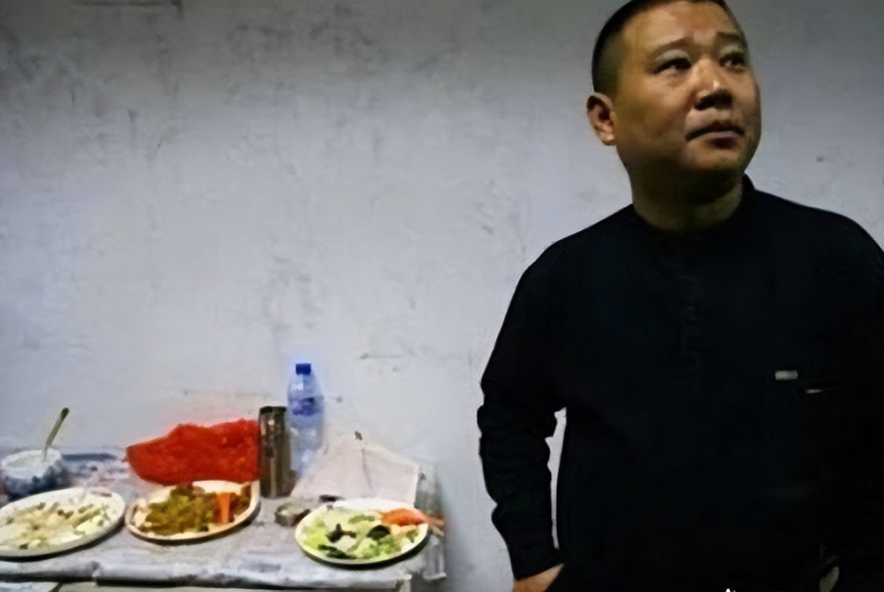 郭德纲妻子胡中惠简介,郭德纲的老婆王惠究竟是个怎样的