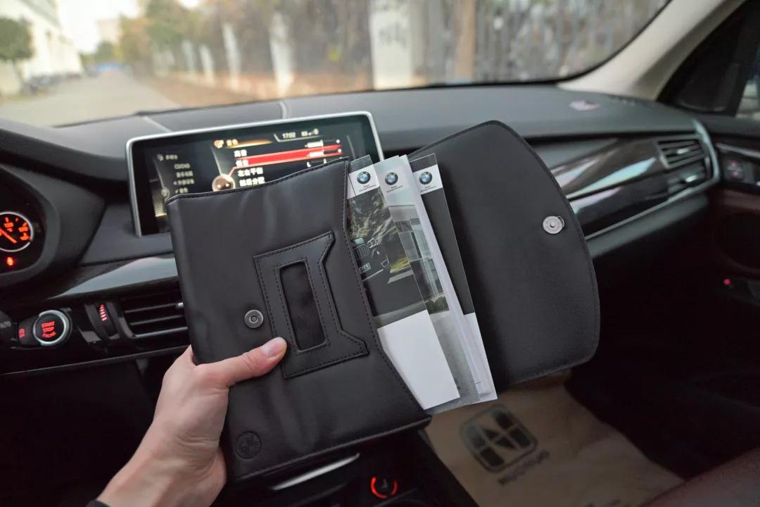 二手宝马x5黑武士顶配14款价格,银灰色二手柴油版宝马x5