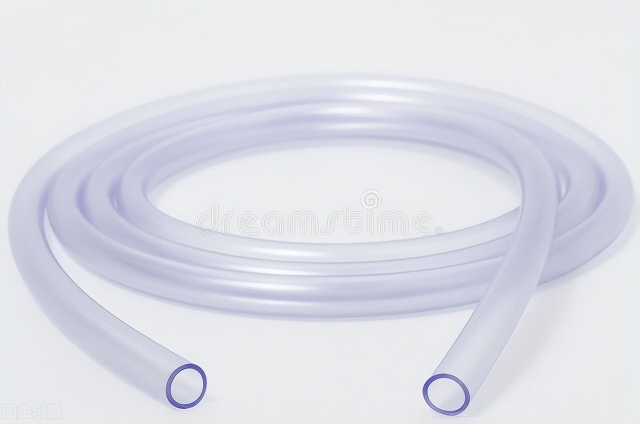 高速上没油了怎么求助司机,高速上没油了最好的方法是什么