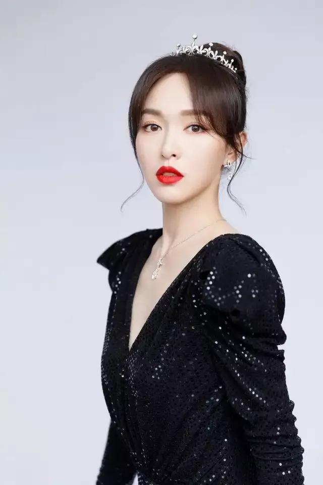 人间绝色唐嫣,女星唐嫣美丽迷人写真