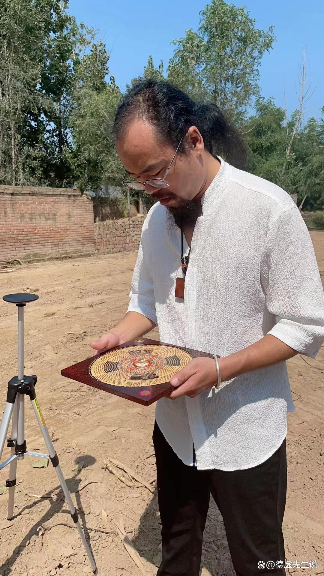 家里大门朝西方向好不好,家里大门是斜的