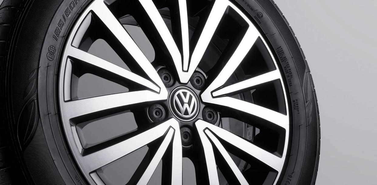 大众桑塔纳哪一款最值得购买,大众新桑塔纳省油王