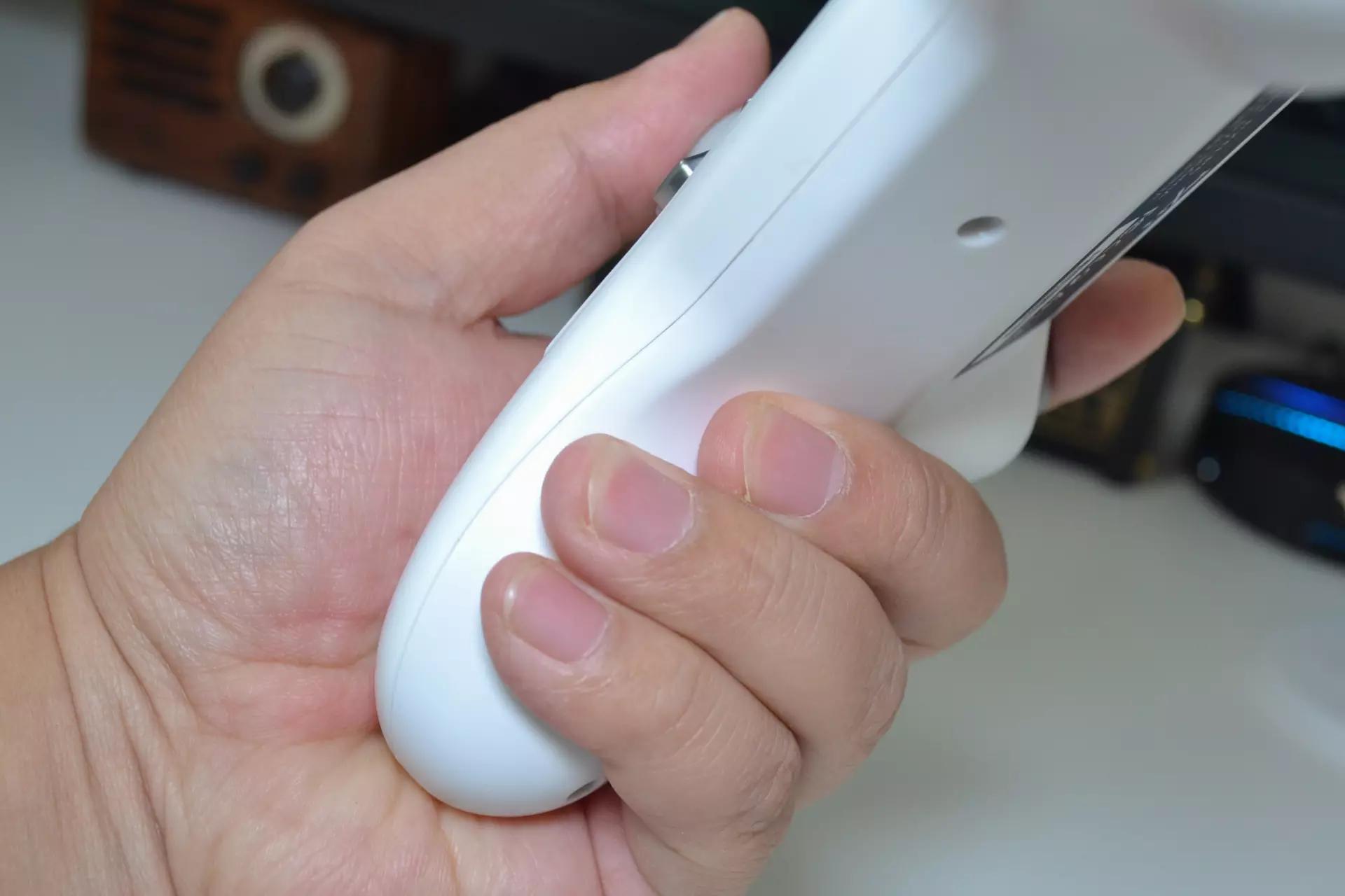 莱仕达游戏蓝牙手柄连接手机教程,莱仕达游戏手柄怎么连电脑