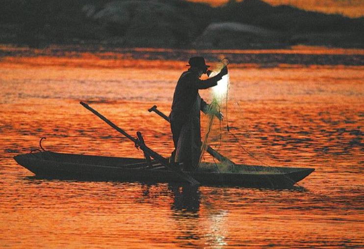 史上水平最高的八首三国诗词排行,三国演义中最有名的十首诗