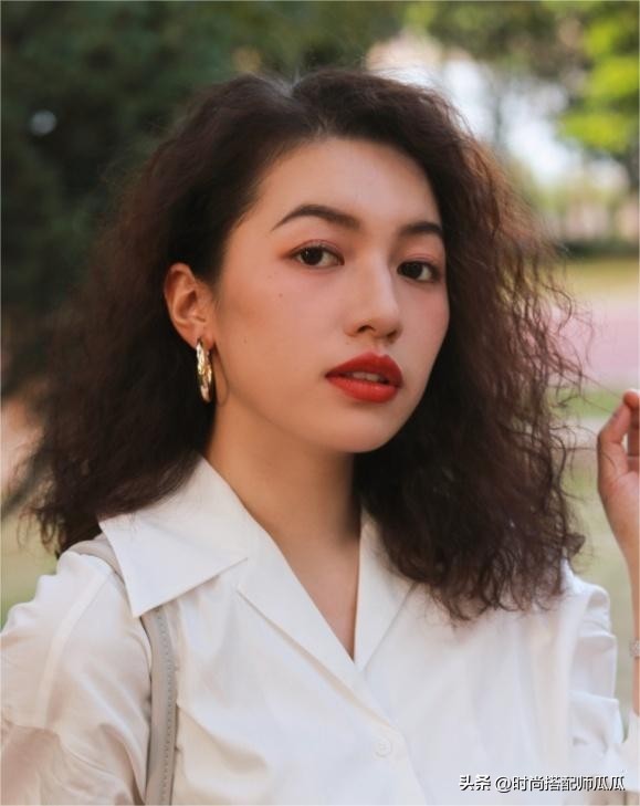 韩式齐肩烫发显脸小,发量多适合的烫发齐肩显脸小