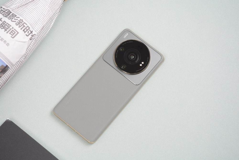 长脸了!只在国内发布的国产机,外国人顶着2000元溢价也要买?