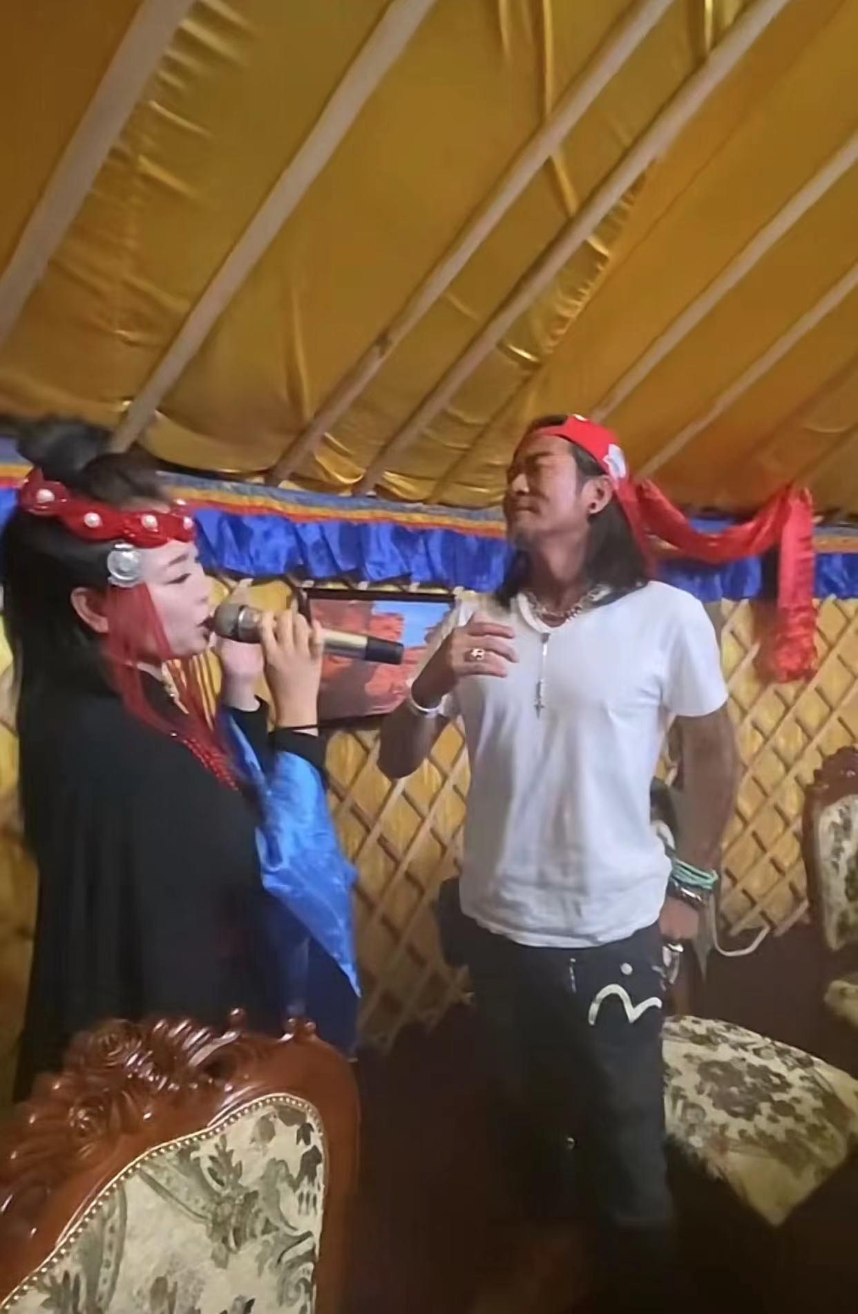 58岁孙兴晒演出视频,孙兴慜吃酒席随礼