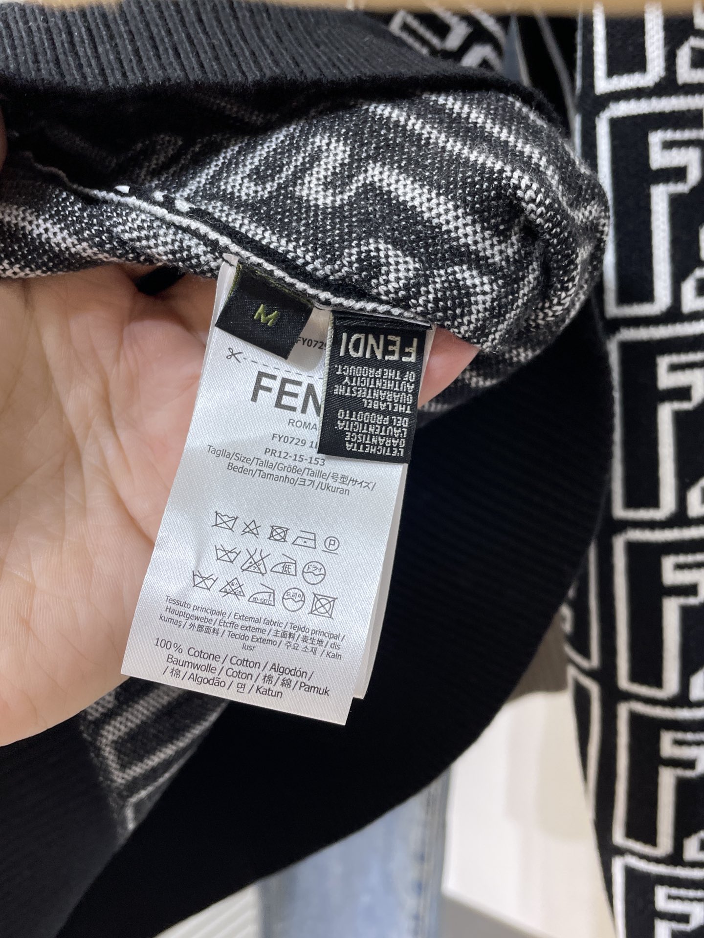 fendi芬迪全皮限量款大象灰花,芬迪fendi毛衣