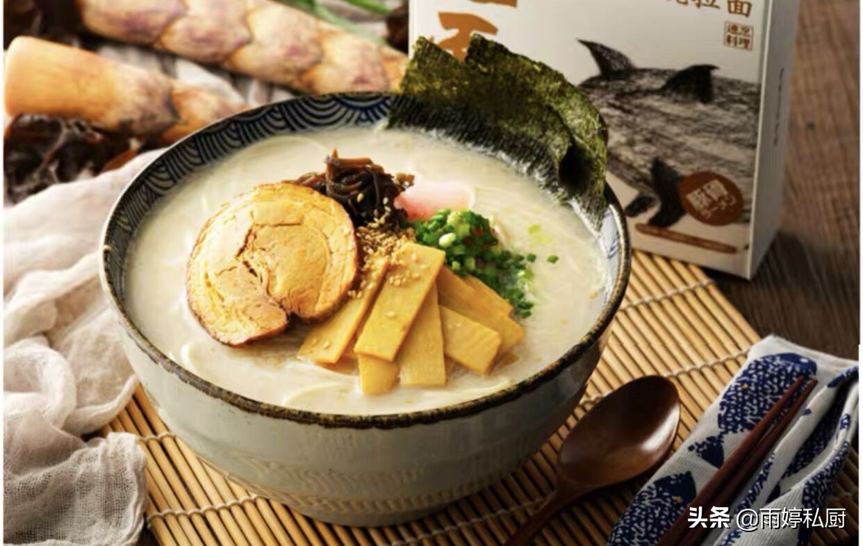 这3种方便面筋道爽滑太好吃了,方便面哪一种比较好吃一点