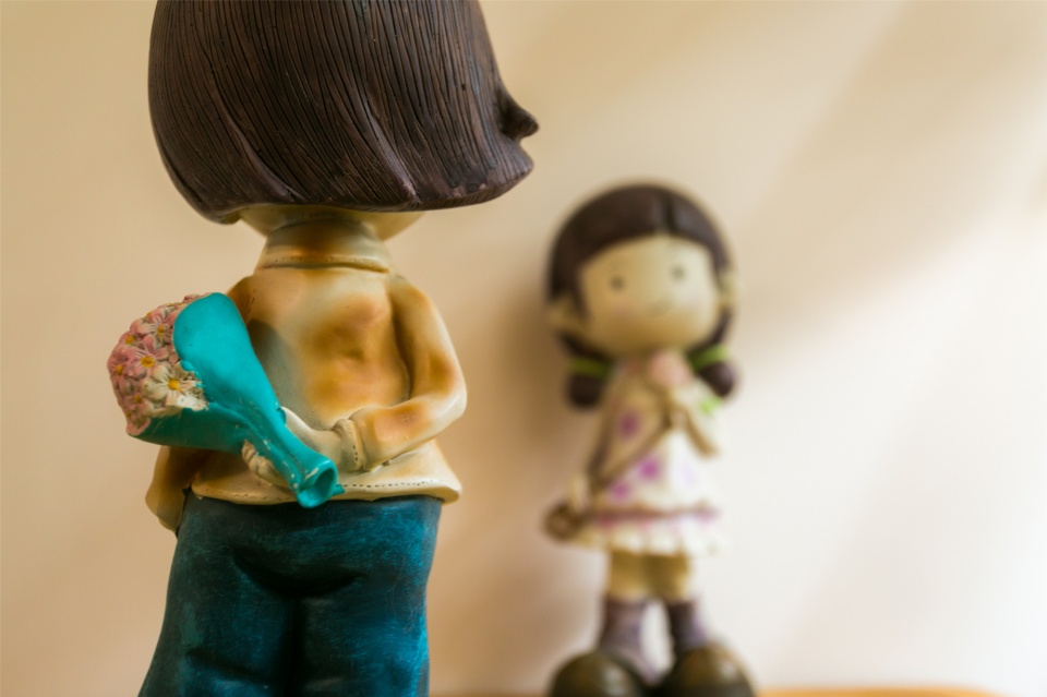 怎么从聊天看出一个男人爱不爱你,男人爱不爱你问他四个问题