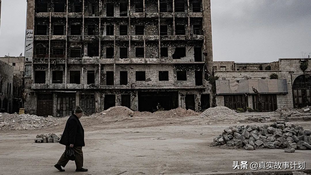 夜店位置越靠近dj台越贵吗,酒吧离居民区距离20米可以吗