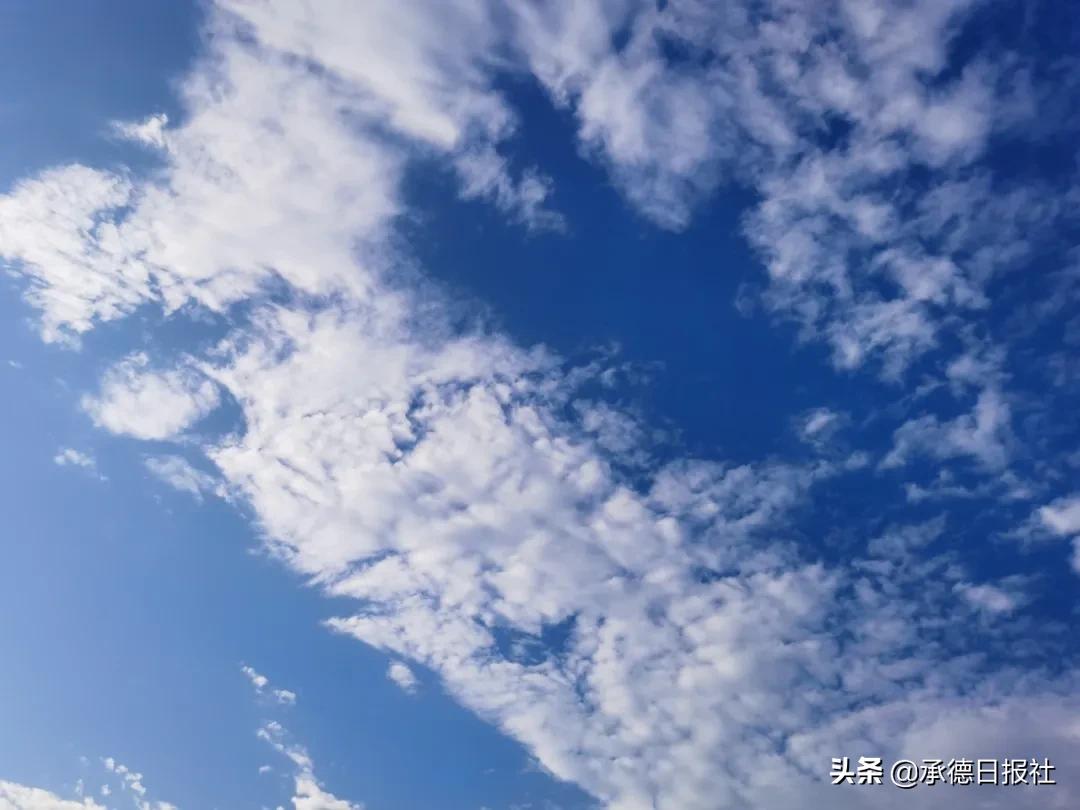 享受蓝天享受生活,享受蓝天和阳光