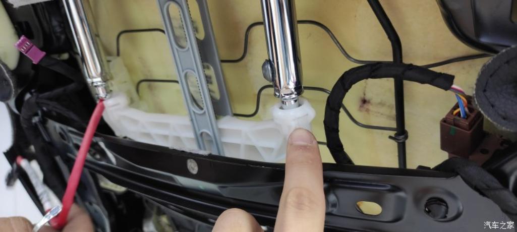 2021年宝马7系的座椅通风,夏日用车宝马