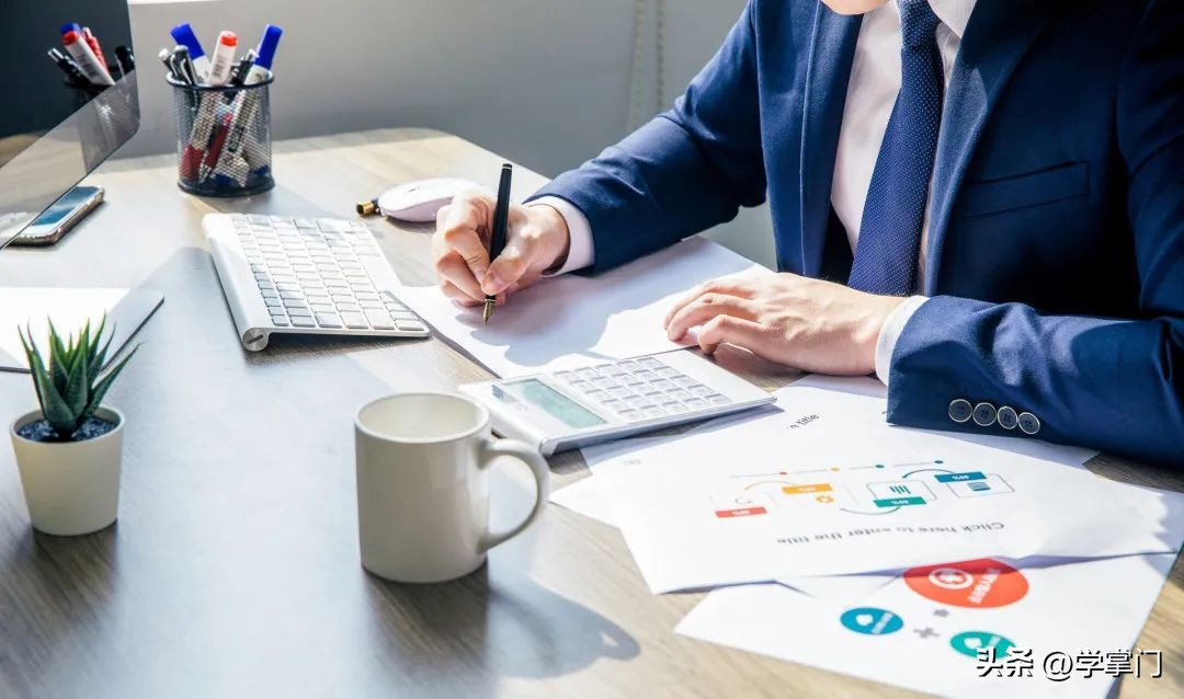 面试的时候面试官问一些技术难题,面试问题答不出也能通过