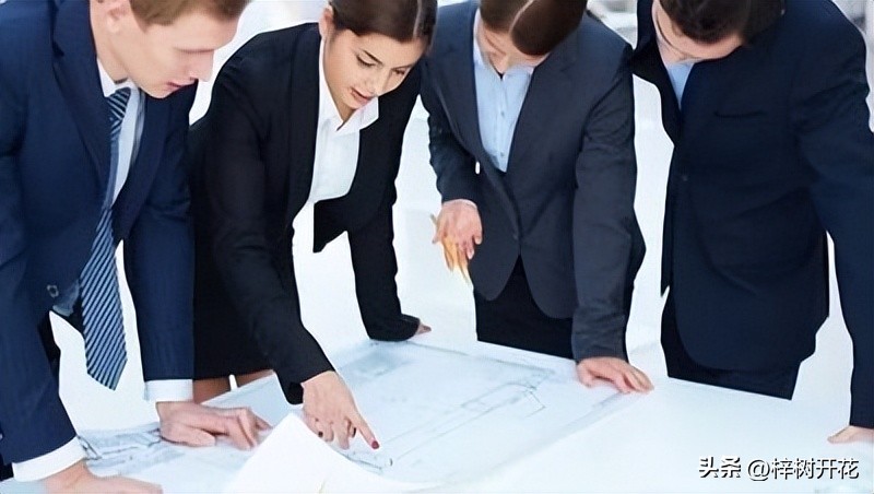 怎么判断一个人身边的人是否靠谱,如何辨别一个人是不是靠谱的人