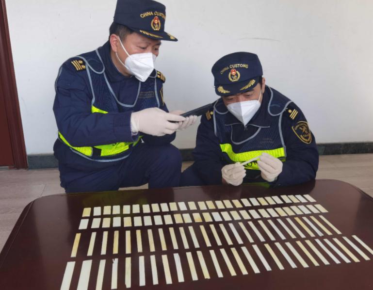 购买大量抗原自己卖犯法吗,上海一女子非法销售抗原被抓