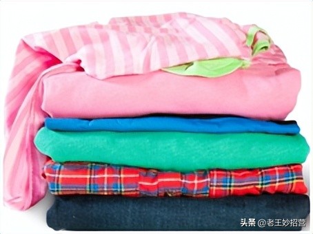 钥匙断在锁孔里没有胶棒,钥匙断了可以用胶棒吗