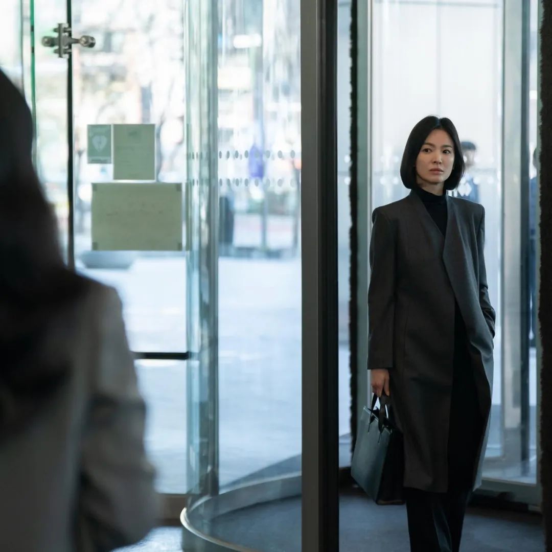 短发夏季气质穿搭高级感,夏季时尚个性精神短发