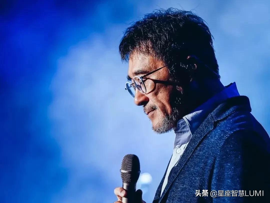 巨蟹座听什么歌才会开心,巨蟹座是怎样唱歌的