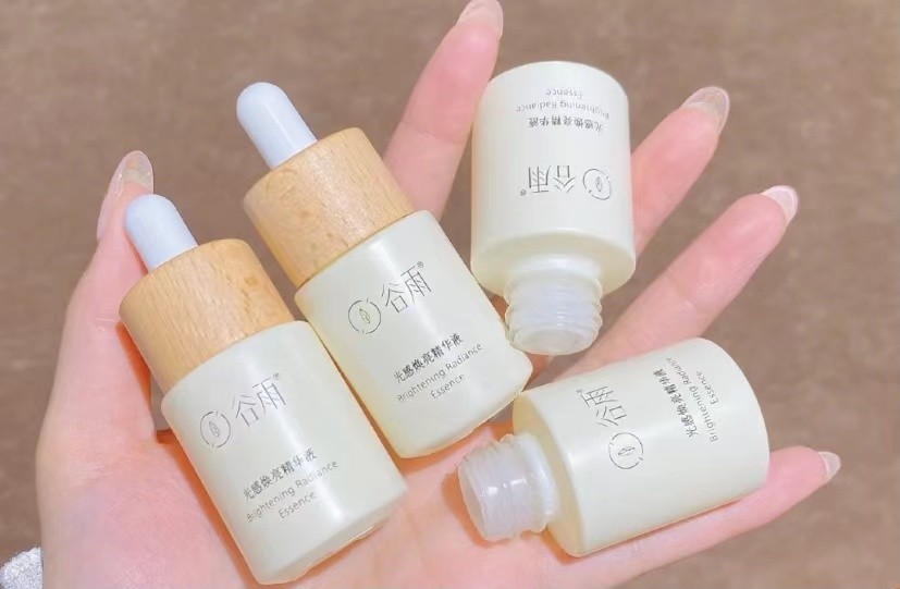 全脸美白提亮精华推荐,平价又好用的适合干皮的美白精华