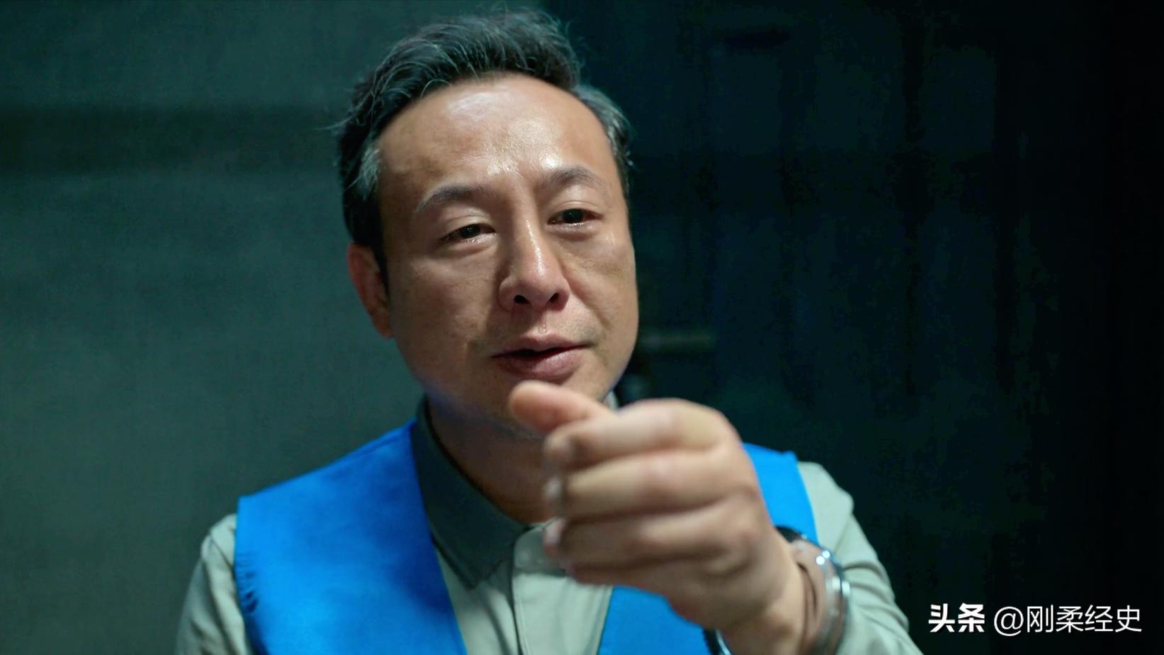 狂飙经不起推敲,狂飙不能看吗