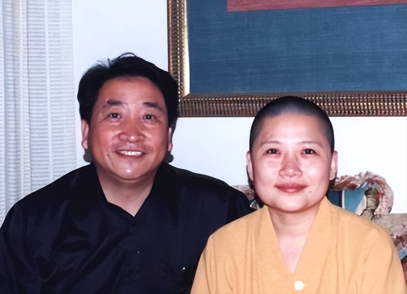 歌手李娜为什么会选择出家,歌手李娜出家后近况怎样