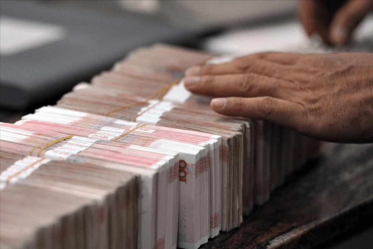 银行存款1000万在中国算什么水平,在中国有100万存款人多吗