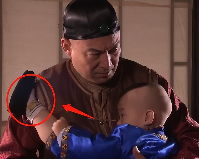 影视剧中那些笑不活的穿帮镜头,笑到肚子疼穿帮图片